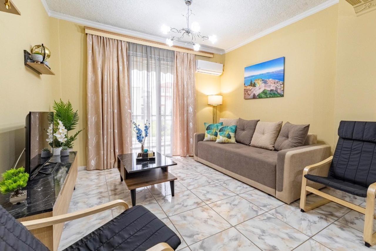 Johnny'S Three Bedroom Apartment Nafplio Exterior photo